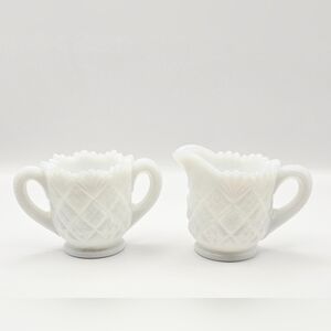 Fenton Milk Glass Creamer & Sugar Set Vintage Diamond Hobnail Pattern
